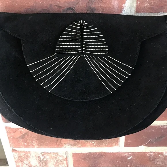 Vintage Cesare Martinoli‎ Black Suede Single Strap Gold Accent Purse - Picture 3 of 7